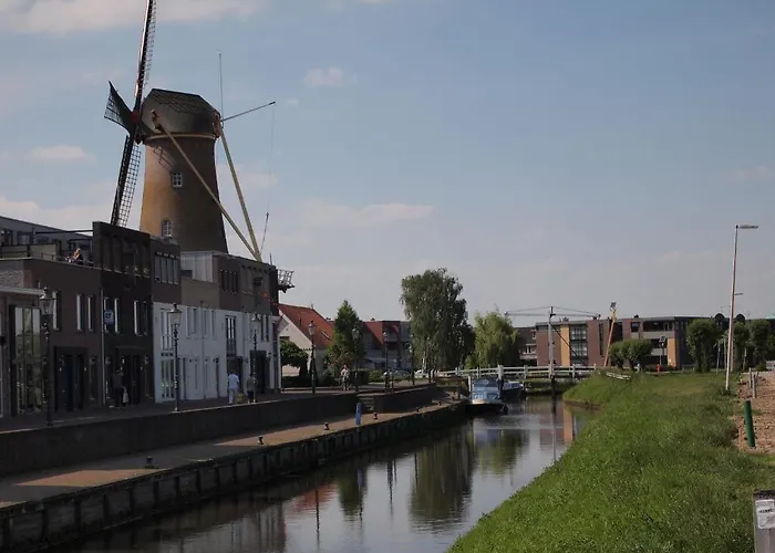 Hotel Het Turfschip 2*